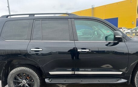 Toyota Land Cruiser 200, 2016 год, 4 900 000 рублей, 7 фотография