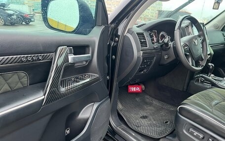 Toyota Land Cruiser 200, 2016 год, 4 900 000 рублей, 5 фотография