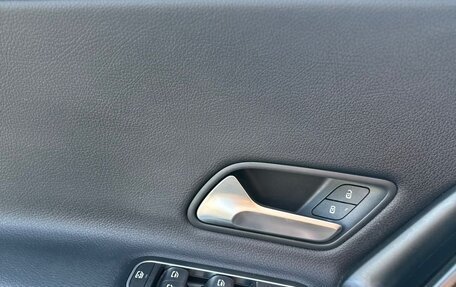 Mercedes-Benz A-Класс, 2019 год, 2 600 000 рублей, 9 фотография