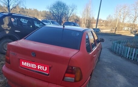 Volkswagen Polo III рестайлинг, 1997 год, 130 000 рублей, 6 фотография