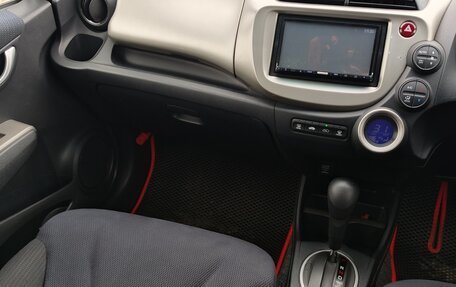 Honda Fit III, 2011 год, 950 000 рублей, 32 фотография