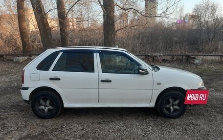 Volkswagen Pointer, 2004 год, 155 000 рублей, 3 фотография