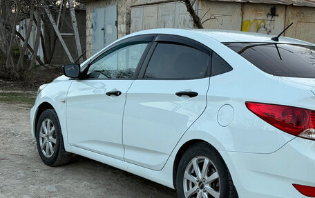 Hyundai Solaris II рестайлинг, 2011 год, 850 000 рублей, 7 фотография