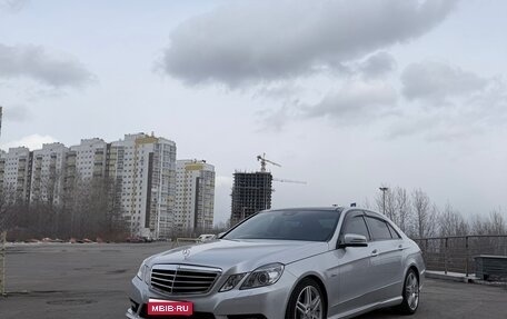 Mercedes-Benz E-Класс, 2010 год, 1 950 000 рублей, 1 фотография