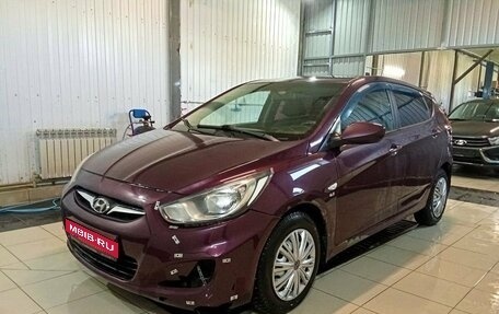 Hyundai Solaris II рестайлинг, 2011 год, 491 000 рублей, 1 фотография