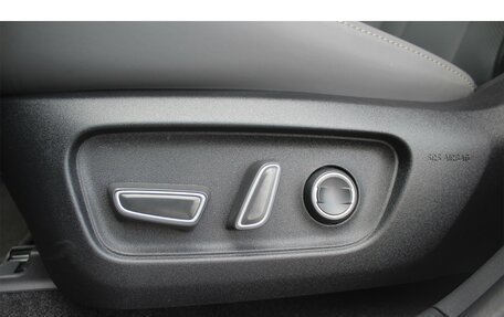 Toyota RAV4, 2026 год, 4 899 000 рублей, 26 фотография