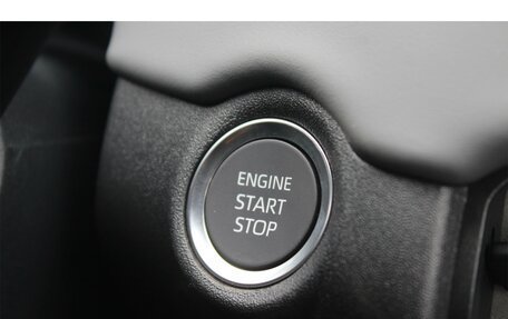 Toyota RAV4, 2026 год, 4 899 000 рублей, 32 фотография