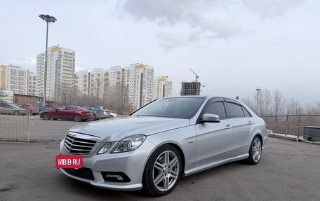 Mercedes-Benz E-Класс, 2010 год, 1 950 000 рублей, 3 фотография