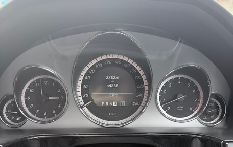 Mercedes-Benz E-Класс, 2010 год, 1 950 000 рублей, 13 фотография