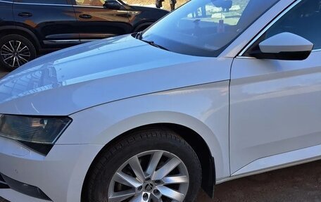 Skoda Superb III рестайлинг, 2017 год, 1 750 000 рублей, 2 фотография