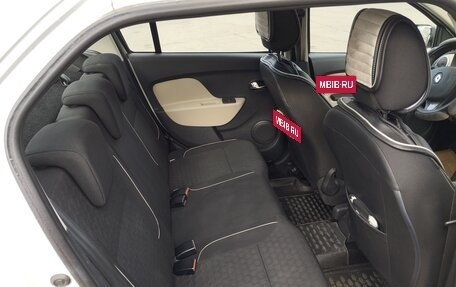 Renault Logan II, 2016 год, 920 000 рублей, 12 фотография