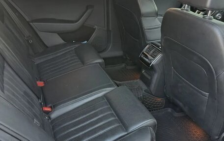 Skoda Superb III рестайлинг, 2017 год, 1 750 000 рублей, 7 фотография