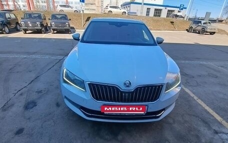 Skoda Superb III рестайлинг, 2017 год, 1 750 000 рублей, 11 фотография