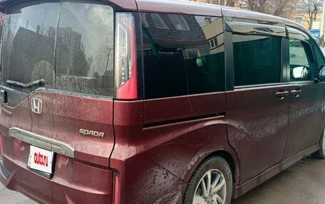 Honda Stepwgn IV, 2018 год, 2 390 000 рублей, 5 фотография