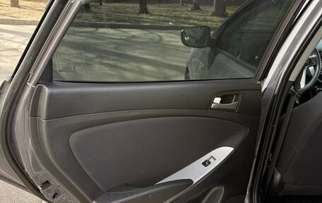 Hyundai Solaris II рестайлинг, 2015 год, 1 350 000 рублей, 20 фотография