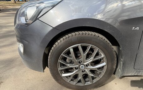 Hyundai Solaris II рестайлинг, 2015 год, 1 350 000 рублей, 31 фотография