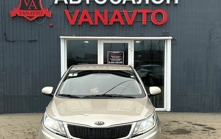 KIA Rio III рестайлинг, 2013 год, 850 000 рублей, 2 фотография