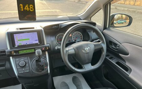 Toyota Wish II, 2011 год, 1 079 000 рублей, 18 фотография