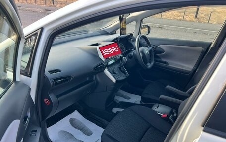 Toyota Wish II, 2011 год, 1 079 000 рублей, 10 фотография