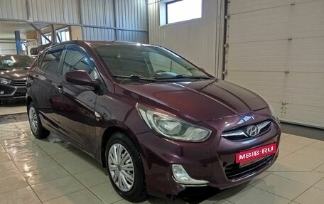 Hyundai Solaris II рестайлинг, 2011 год, 491 000 рублей, 3 фотография