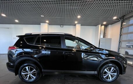 Toyota RAV4, 2017 год, 2 569 000 рублей, 8 фотография