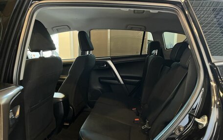 Toyota RAV4, 2017 год, 2 569 000 рублей, 21 фотография