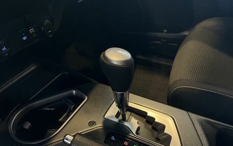 Toyota RAV4, 2017 год, 2 569 000 рублей, 26 фотография