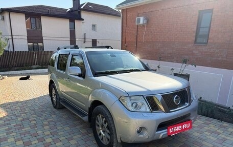 Nissan Pathfinder, 2012 год, 1 350 000 рублей, 13 фотография