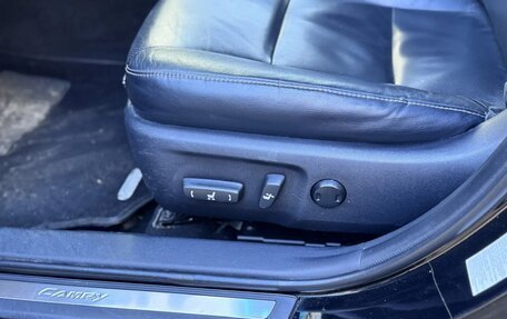 Toyota Camry, 2018 год, 2 370 000 рублей, 12 фотография