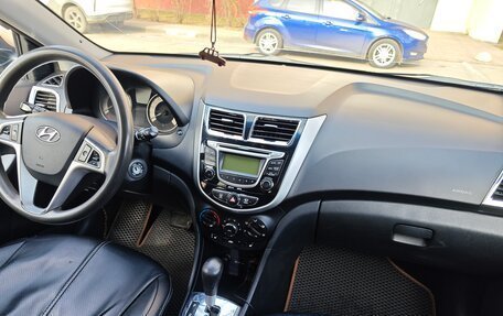 Hyundai Solaris II рестайлинг, 2013 год, 780 000 рублей, 12 фотография