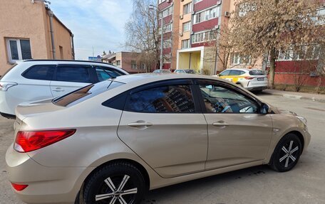 Hyundai Solaris II рестайлинг, 2013 год, 780 000 рублей, 9 фотография