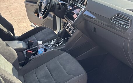 Volkswagen Tiguan II, 2019 год, 3 400 000 рублей, 11 фотография