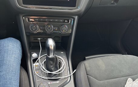 Volkswagen Tiguan II, 2019 год, 3 400 000 рублей, 16 фотография