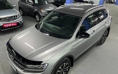 Volkswagen Tiguan II, 2019 год, 2 495 000 рублей, 9 фотография