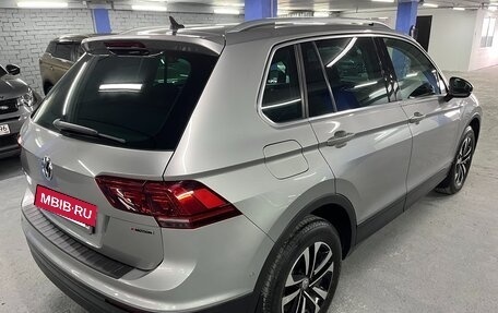 Volkswagen Tiguan II, 2019 год, 2 495 000 рублей, 5 фотография