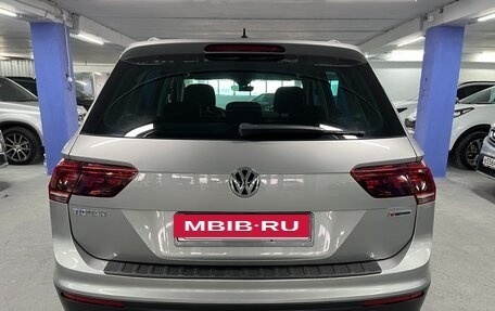 Volkswagen Tiguan II, 2019 год, 2 495 000 рублей, 6 фотография