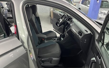 Volkswagen Tiguan II, 2019 год, 2 495 000 рублей, 22 фотография