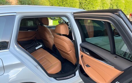 BMW 5 серия, 2019 год, 3 050 000 рублей, 23 фотография