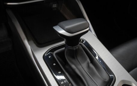 Geely Emgrand, 2024 год, 1 875 000 рублей, 11 фотография