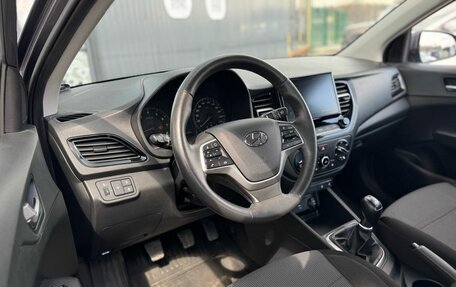 Hyundai Solaris II рестайлинг, 2021 год, 1 650 000 рублей, 11 фотография