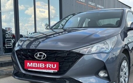 Hyundai Solaris II рестайлинг, 2021 год, 1 650 000 рублей, 6 фотография