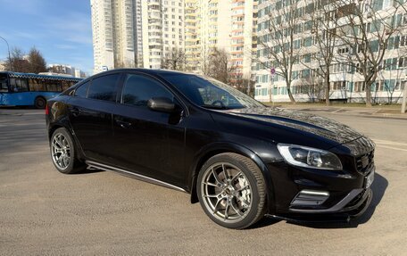 Volvo S60 Cross Country, 2017 год, 2 150 000 рублей, 3 фотография