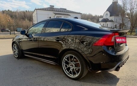 Volvo S60 Cross Country, 2017 год, 2 150 000 рублей, 8 фотография