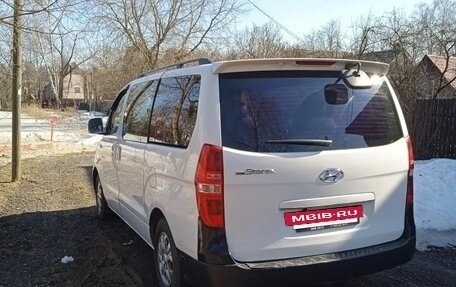 Hyundai Grand Starex Grand Starex I рестайлинг 2, 2014 год, 1 960 000 рублей, 7 фотография