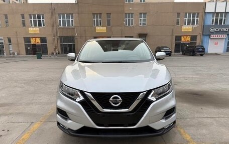 Nissan Qashqai, 2022 год, 1 740 000 рублей, 2 фотография