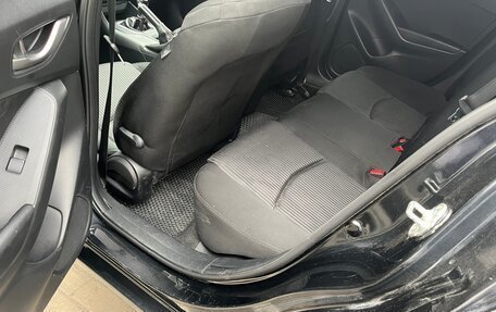 Mazda 3, 2014 год, 1 050 000 рублей, 12 фотография