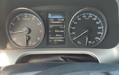 Toyota RAV4, 2017 год, 2 870 000 рублей, 10 фотография