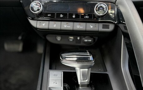 Hyundai Elantra, 2024 год, 2 390 000 рублей, 13 фотография