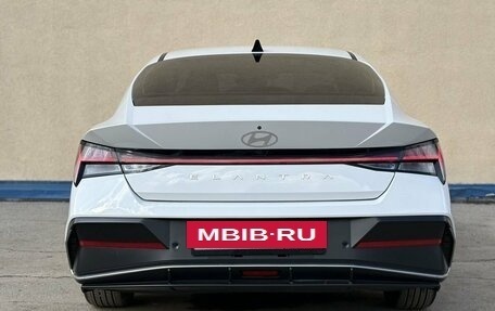 Hyundai Elantra, 2024 год, 2 390 000 рублей, 7 фотография