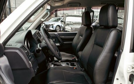 Mitsubishi Pajero IV, 2013 год, 1 895 000 рублей, 11 фотография